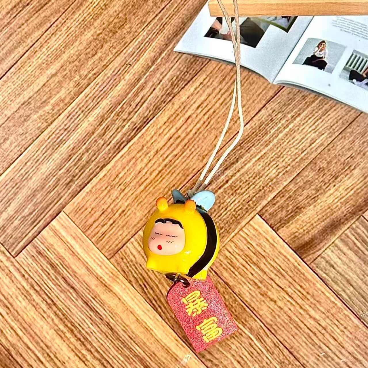 Crayon Shin-chan Bee Cosplay F - Car Accessories Parts 评论和价格
